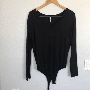Lulu’s basic black bodysuit